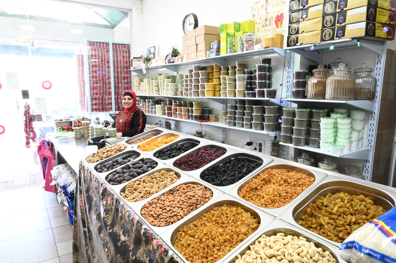 WhatsApp Image 2023-03-02 at 6.00.50 PM (1).jpg